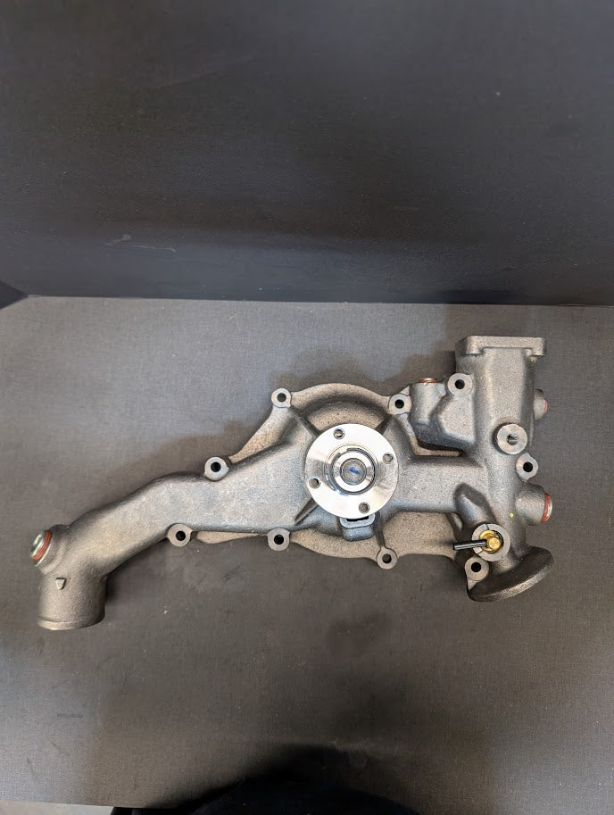 NAVISTAR / INTERNATIONAL T444E WATER PUMP # 1831676C92 / 481815