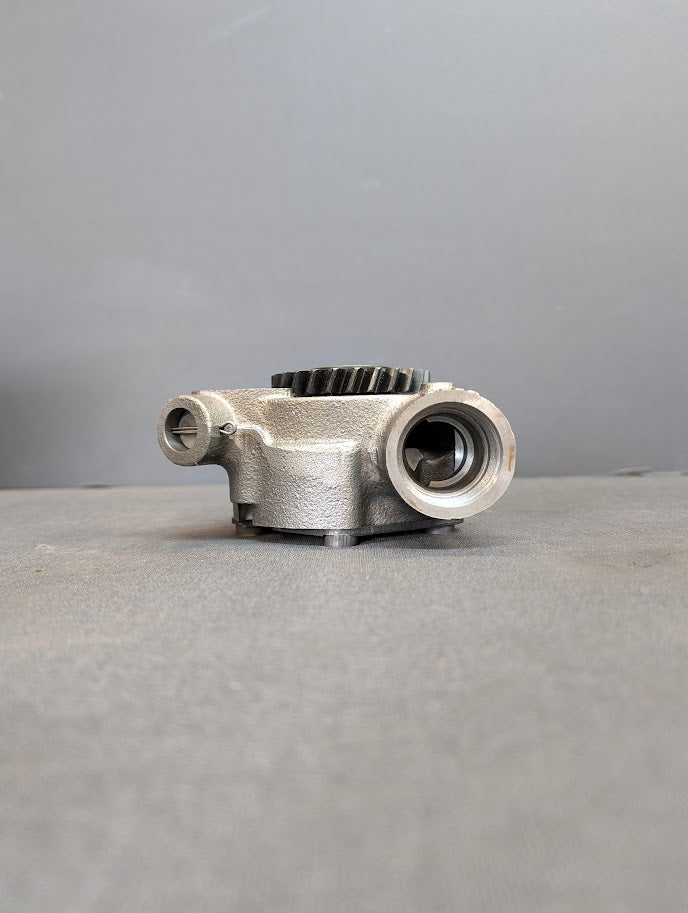 New 913 Series Deutz Oil Pump # M4154885 / OP1115