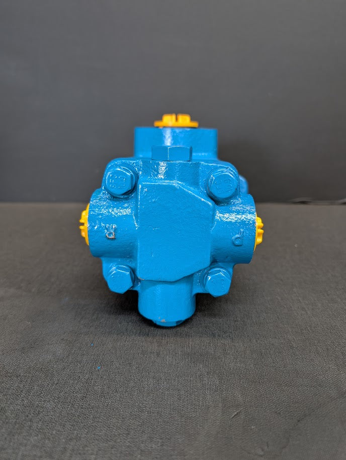 NEW MACK POWER STEERING PUMP # 38QC375 / EM39500-001