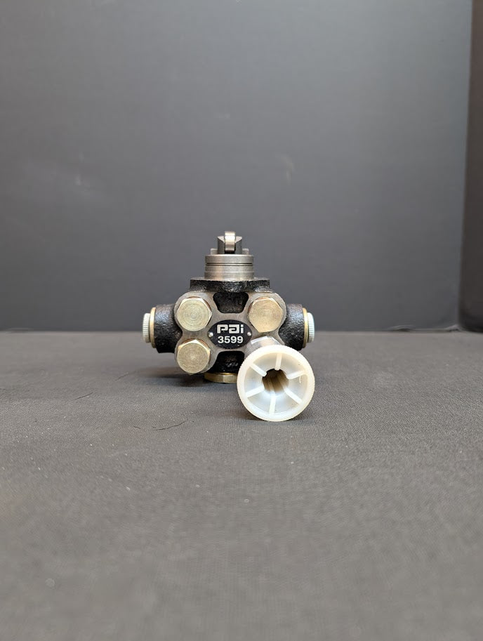 NEW MACK E6 FUEL SUPPLY PUMP 314GC227P2 / ESP3599