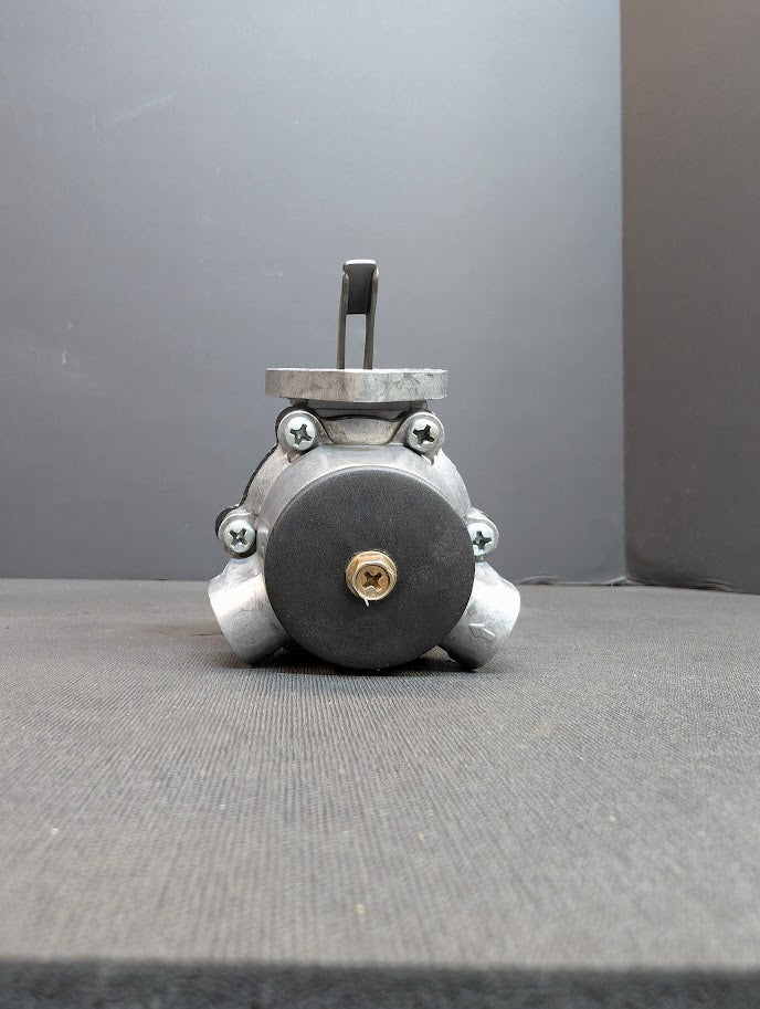 New Deutz 912 / 913 Fuel Supply Pump # 4238003