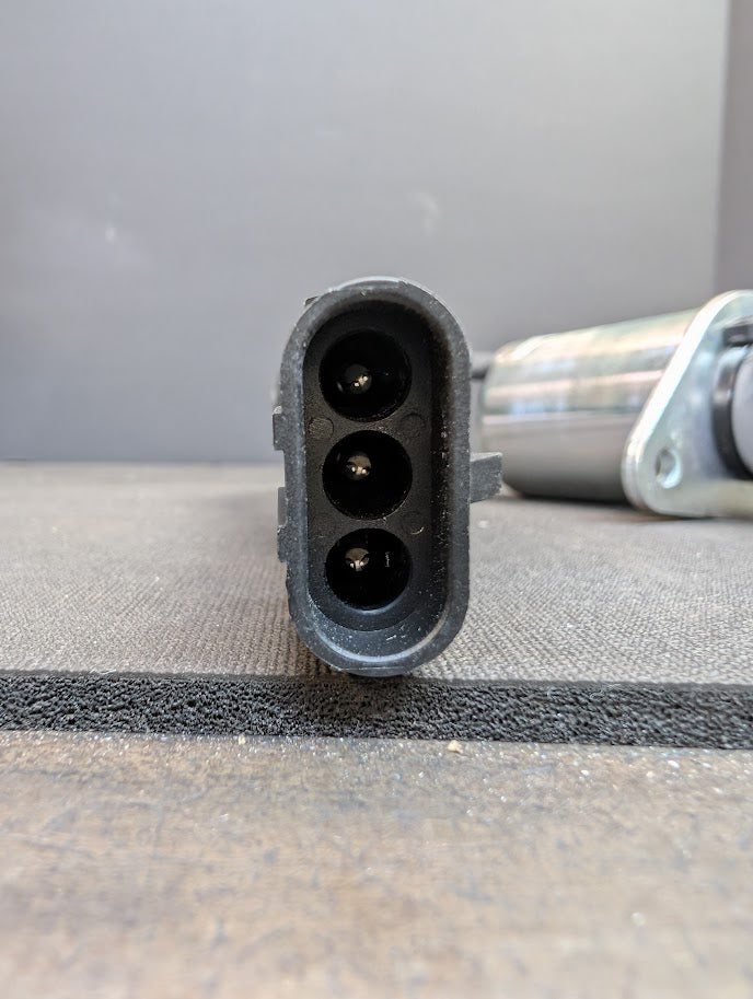 NEW CUMMINS 8.3L FUEL SHUTOFF SOLENOID # 3832211 / SA-4260-12