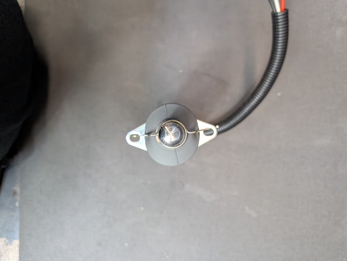 NEW CUMMINS 8.3L / ISL9 / QSC8.3 / QSL9 24V FUEL SHUTOFF SOLENOID # 3921980