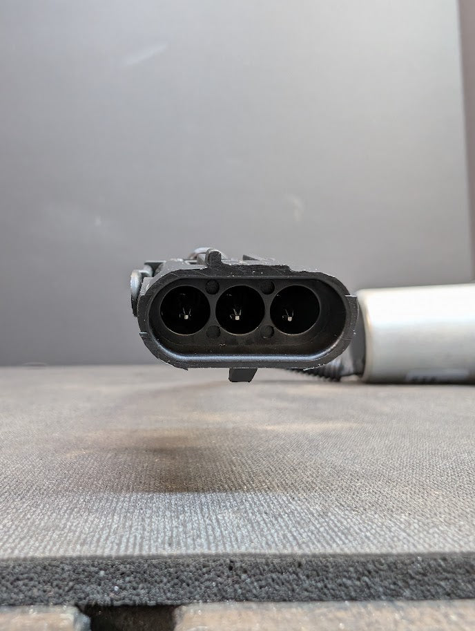 New Cummins 6CT 8.3L 24V Fuel Shutoff Solenoid # 3931196