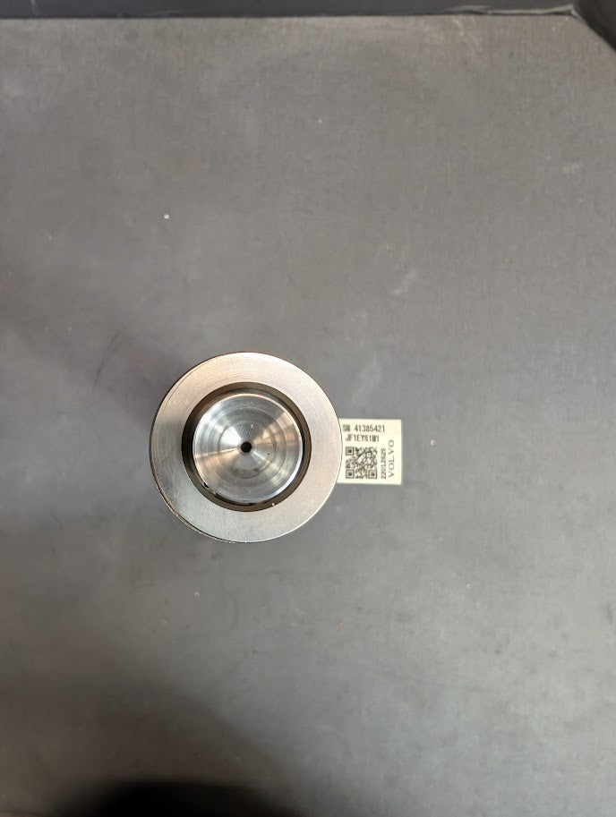 REBUILT VOLVO D13 FUEL INJECTOR # 85144518 / 85141571 EPA14