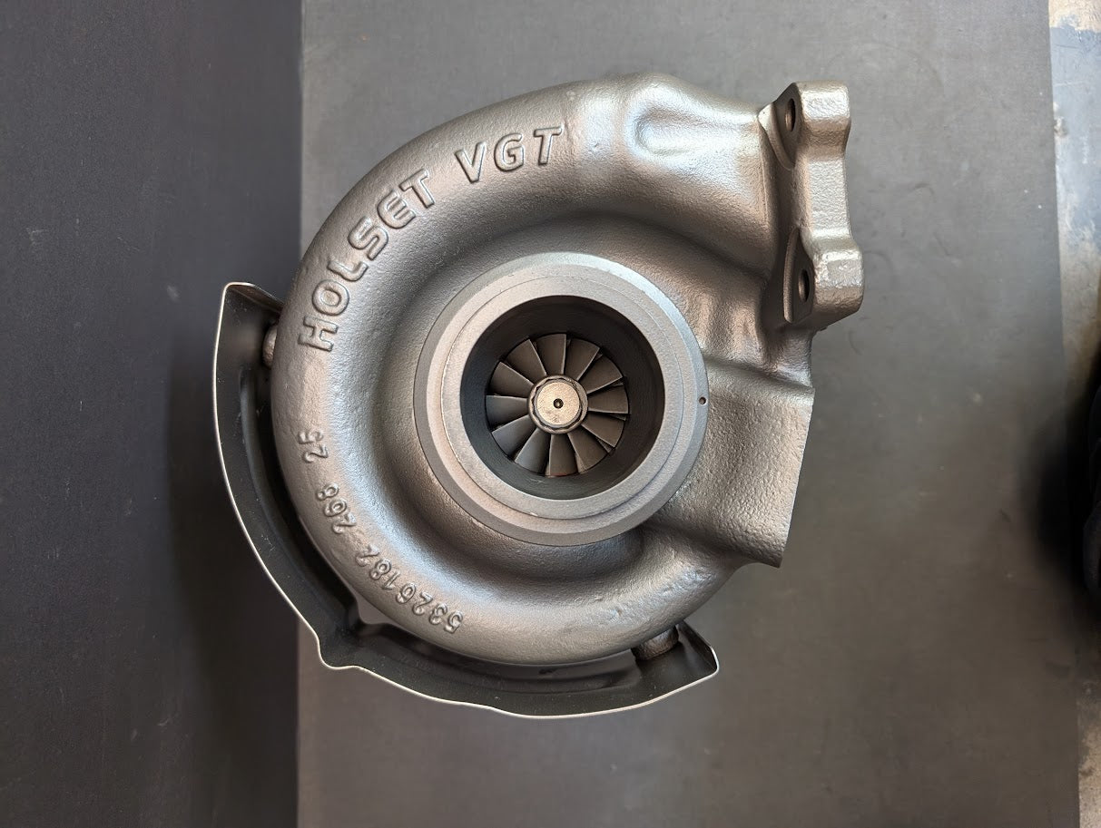 REBUILT CUMMINS 6.7L ISB HE300VG W/ STRAIGHT DRAIN & BIG MTG PAD # 5354486