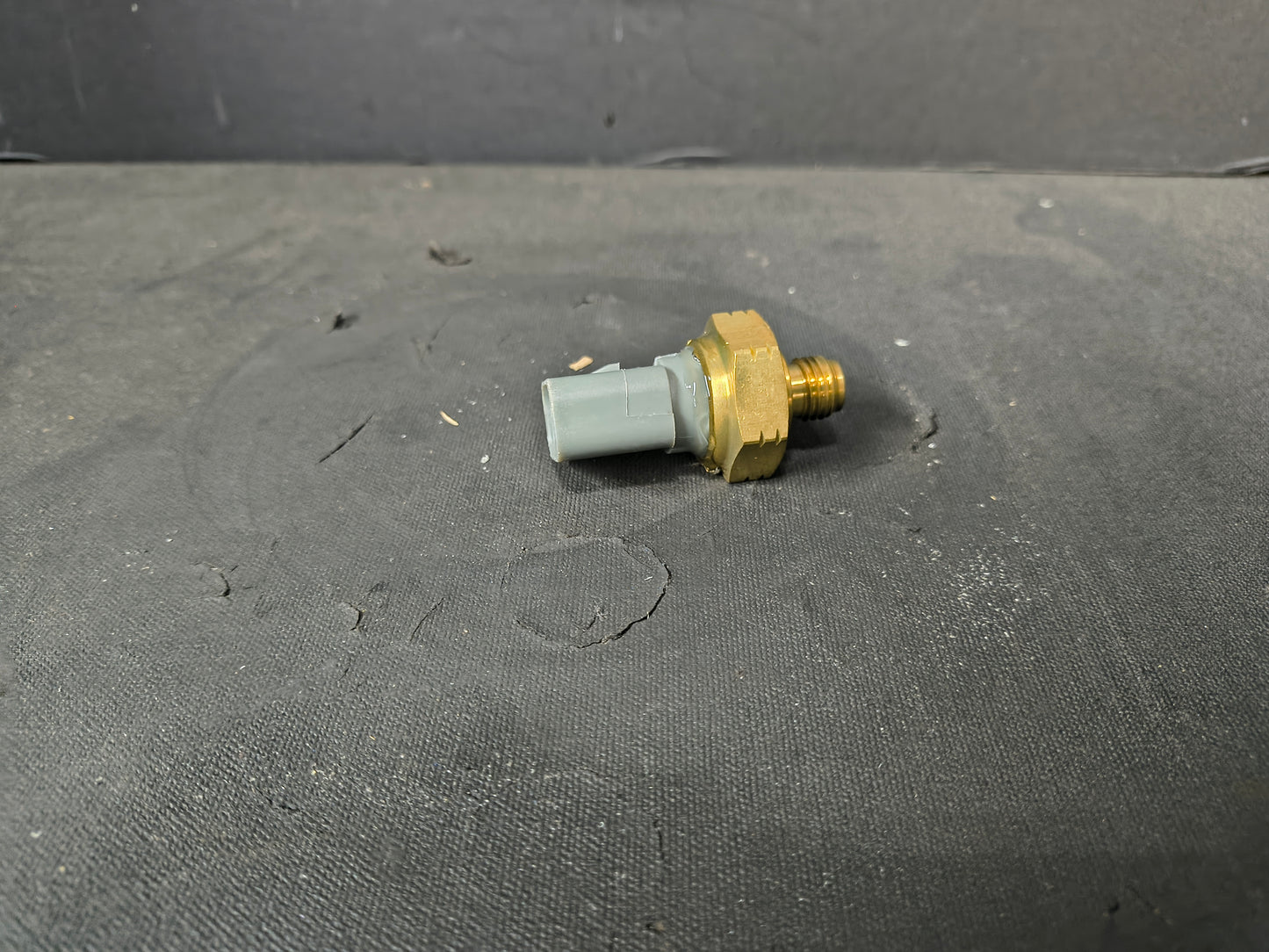 SENSOR GP-FUEL PRESSURE 320-3060