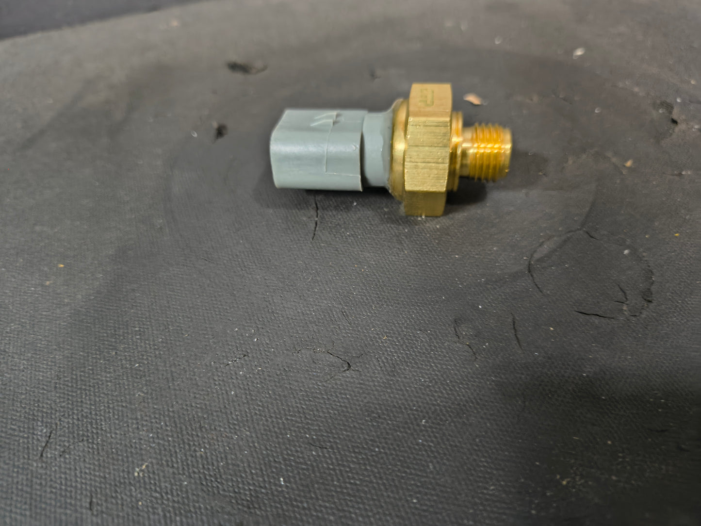 SENSOR GP-5 VOLTS 3203063