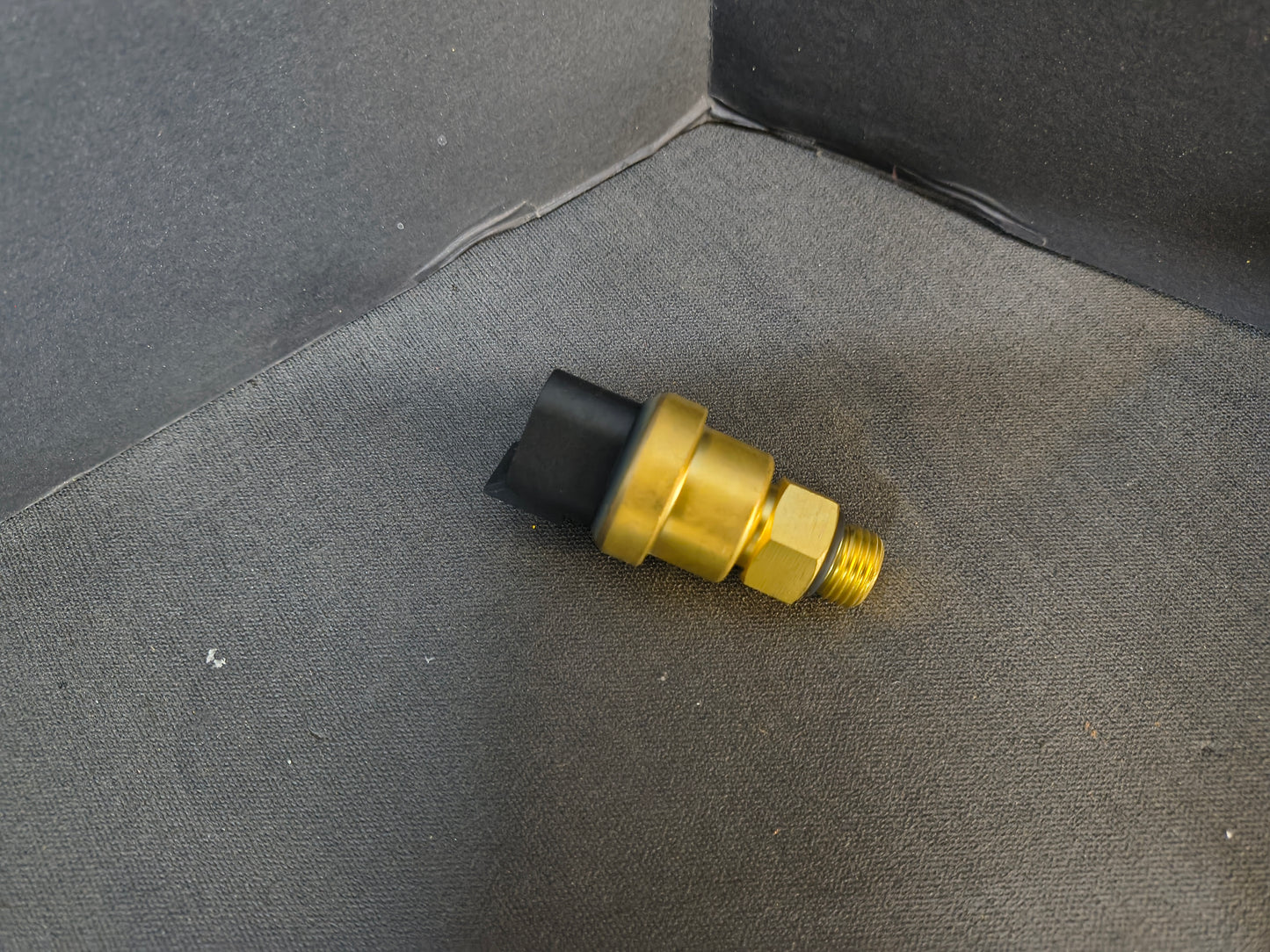 SENSOR GP-PRESSURE 161-1703