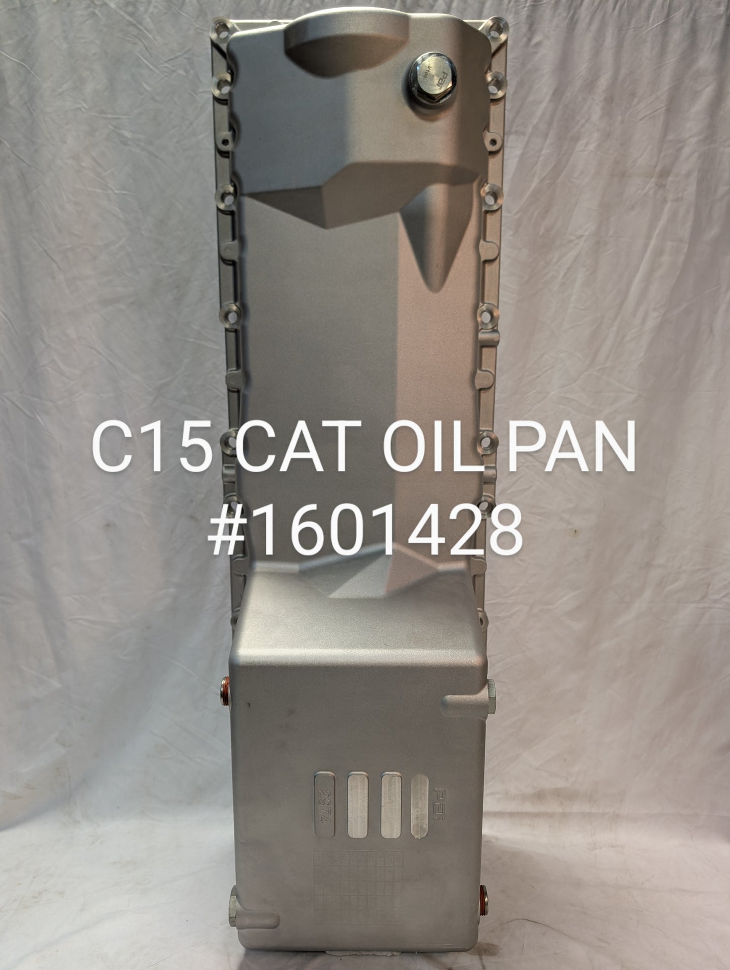 1601428 341371 New C15 Oil Pan