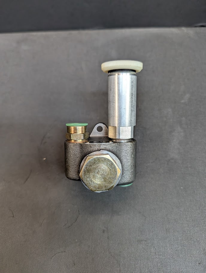 New Deutz 912 / 913 Fuel Supply Pump # 1287489
