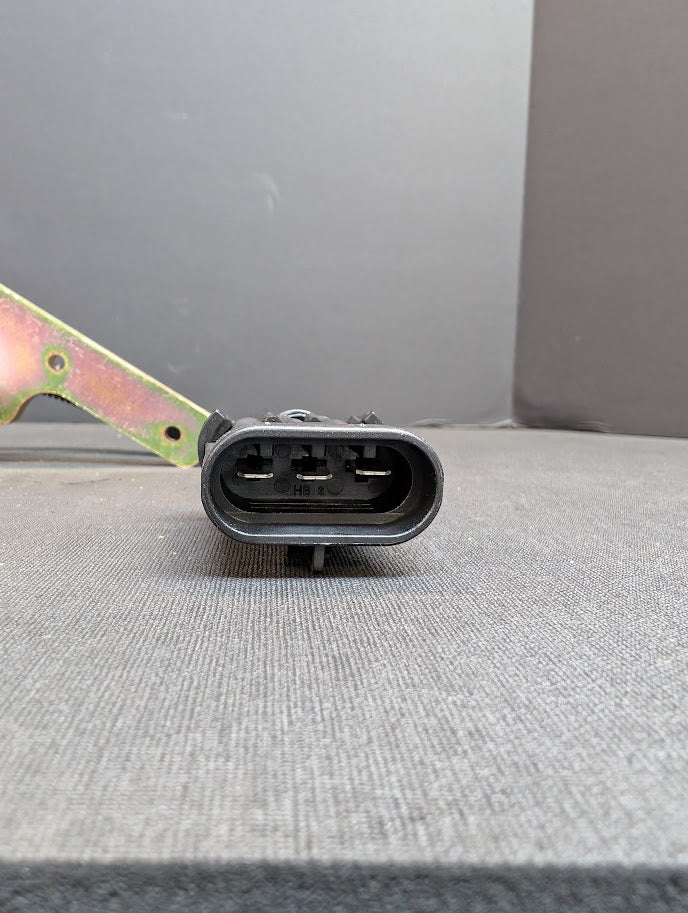 New DT466 Fuel Shutoff Solenoid #HD46646803 / 1823724C91 