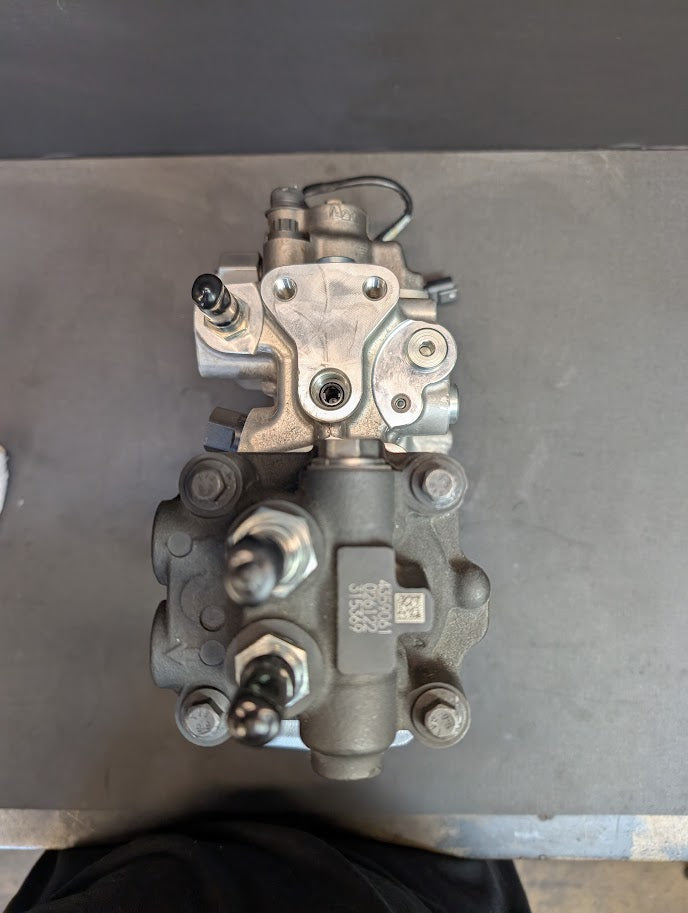 Rebuilt Cummins X15 Fuel Pump # 4384387 – Young and Sons