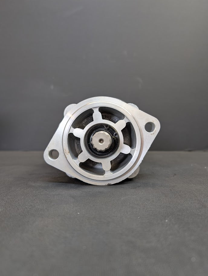 NEW INTERNATIONAL DT466 POWER STEERING PUMP # 2005337C91