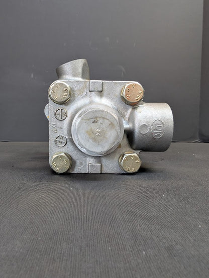 NEW INTERNATIONAL DT466 POWER STEERING PUMP # 2005337C91