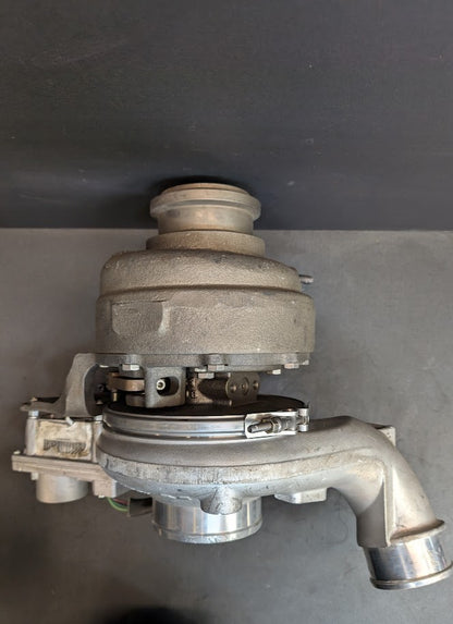 Rebuilt International/Navistar DT466E High Mount Turbocharger # 173942