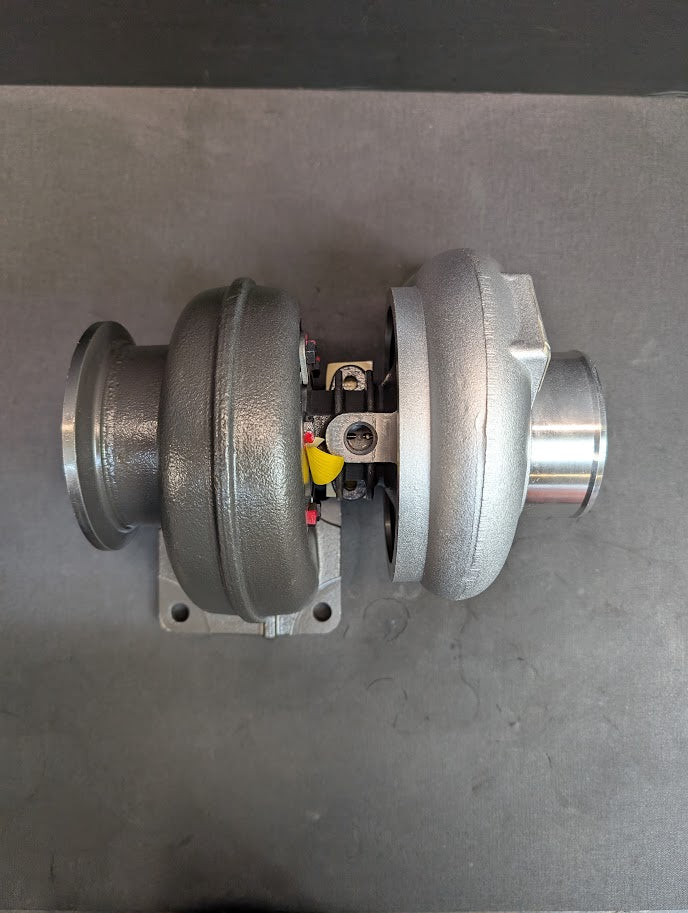 NEW JOHN DEERE 4045 TURBOCHARGER # RE548726