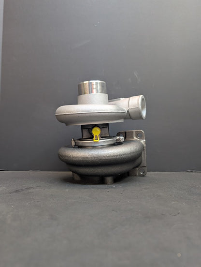 NEW 3066 W/ 3 BOLT EXH OUTLET # 5I7952