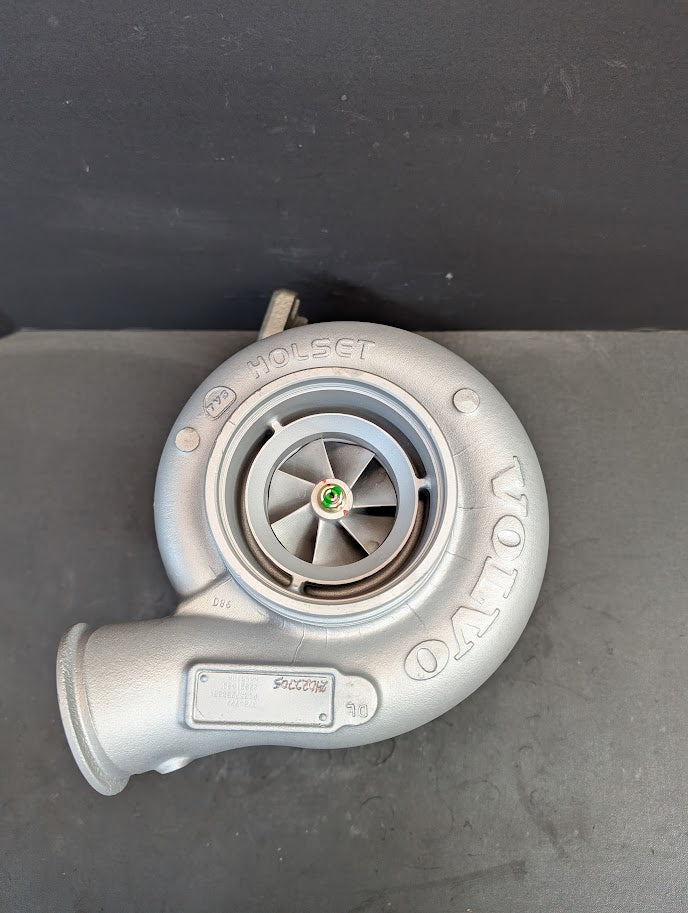 REBUILT VOLVO / MACK HE431VG TURBO # 3773437