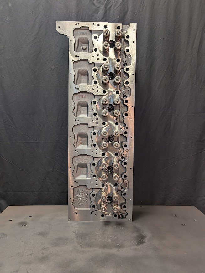 NEW VOLVO D13 LOADED CYLINDER HEAD # 1002019