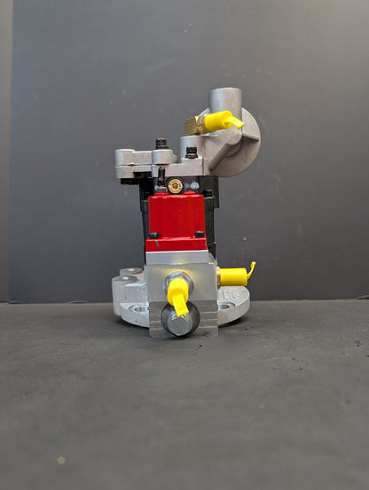 NEW CUMMINS N14 CELECT/C FUEL PUMP W/FILTER HEAD # 3090942