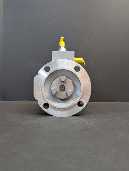 NEW CUMMINS N14 CELECT/C FUEL PUMP W/FILTER HEAD # 3090942