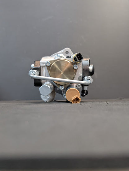 NEW ISUZU 4HK1TC 5.2L HIGH PRESSURE FUEL PUMP # 294000-0581