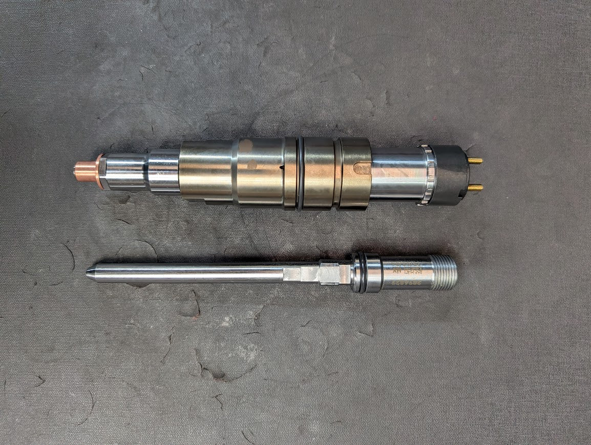 NEW CUMMINS ISX15 FUEL INJECTOR #2872405