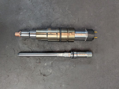 NEW CUMMINS ISX15 FUEL INJECTOR #2872405