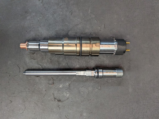 NEW CUMMINS ISX15 FUEL INJECTOR #2872405