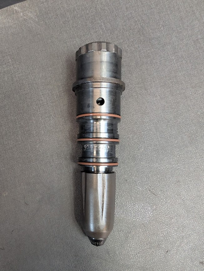 Rebuilt Cummins T/S 154-156FF 230CAM  Fuel Injector # 3047969