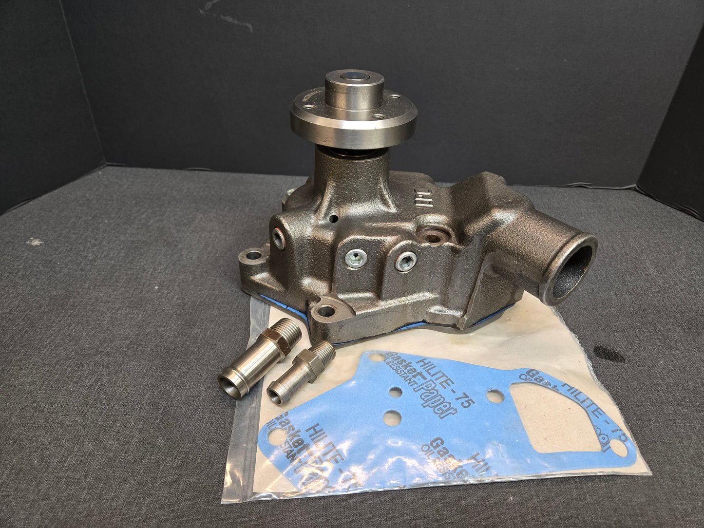 AR97708 Universal John Deere Water Pump