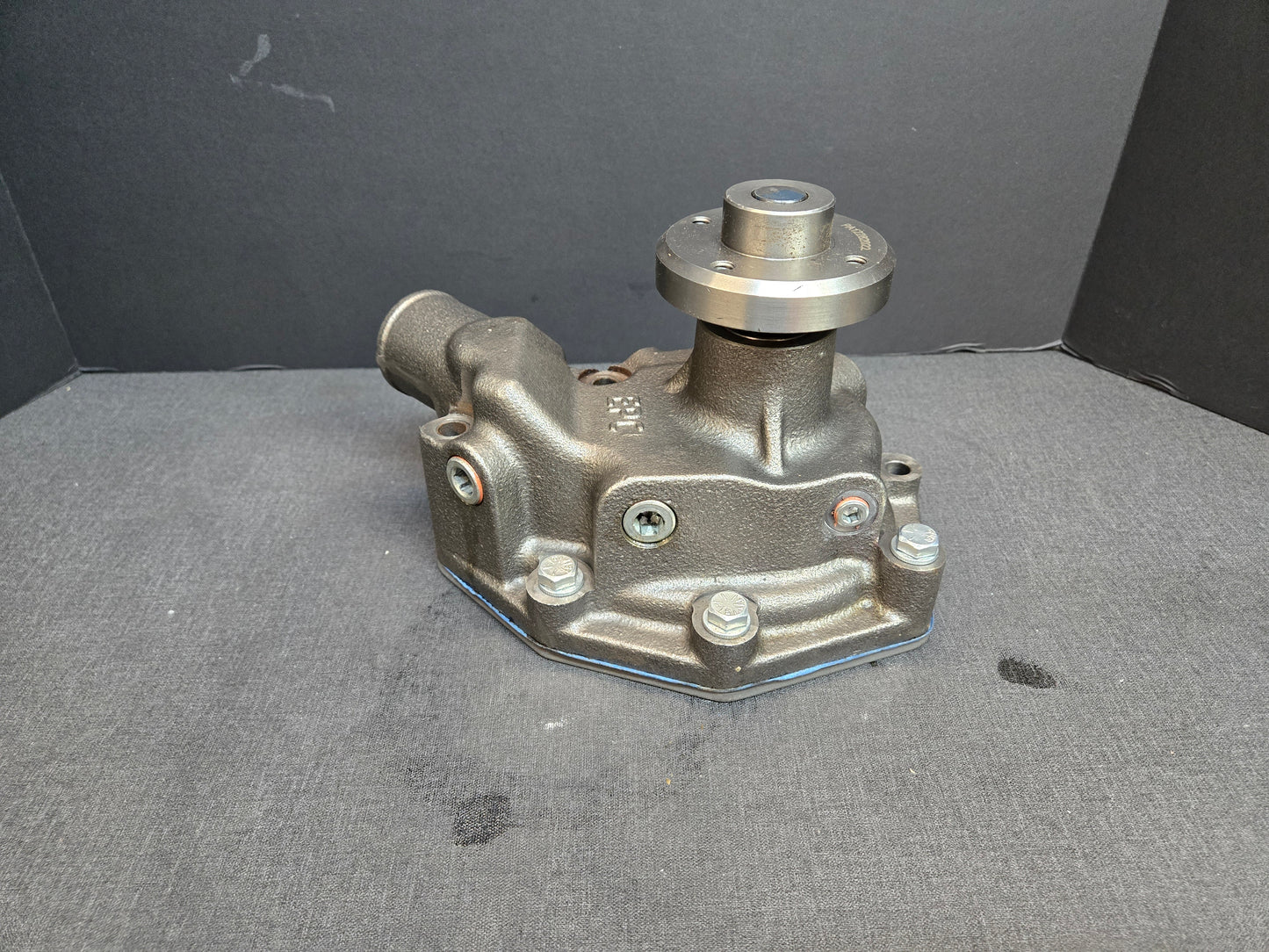 AR97708 Universal John Deere Water Pump